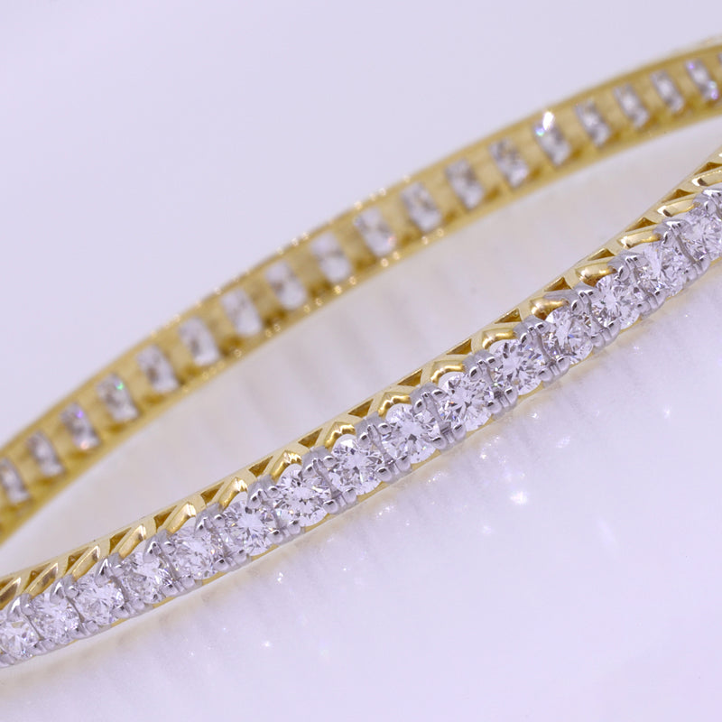 14K Hallmarked Gold | Lab Grown Diamond Bangle 4BGSJ012