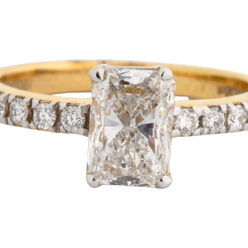 Lab Grown Diamond Ladies Ring 4LRSJ290